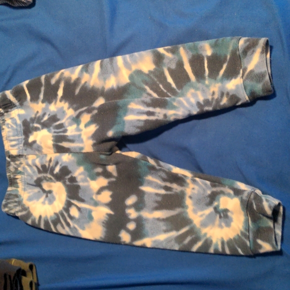 5 pairs of boys pants - Picture 14 of 16